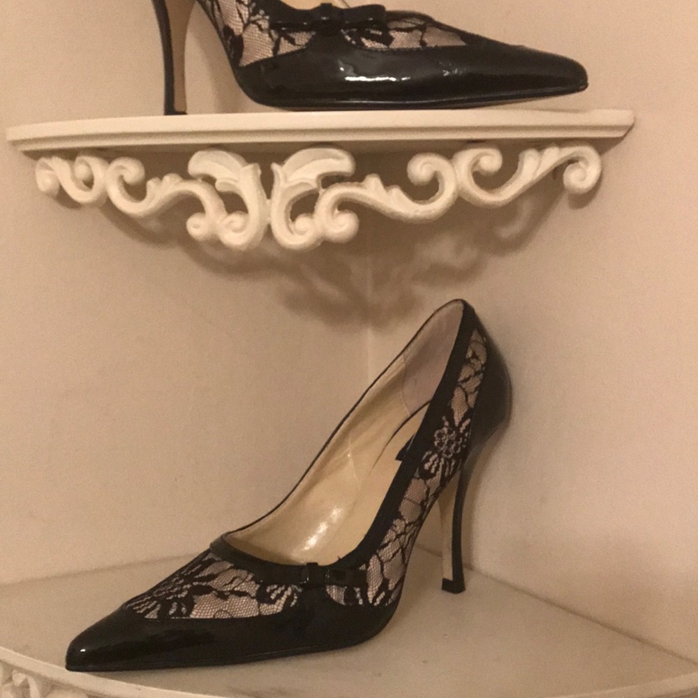 Cami patent leather and lace heels